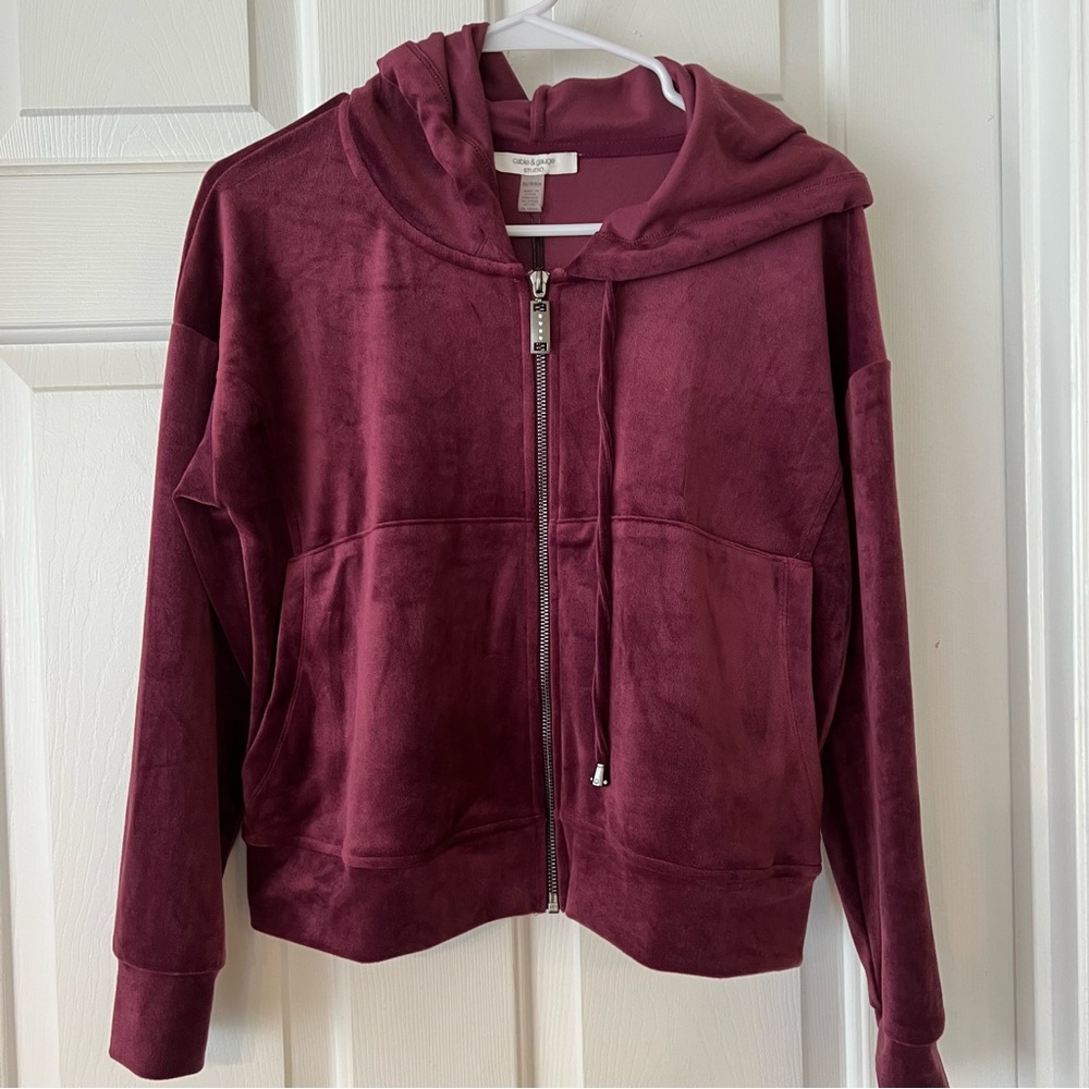 NWT Cable & Gauge Maroon Velvet Zip Hoodie- XS